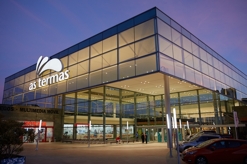 Vista 1 del centro comercial As Termas en Lugo – Arker