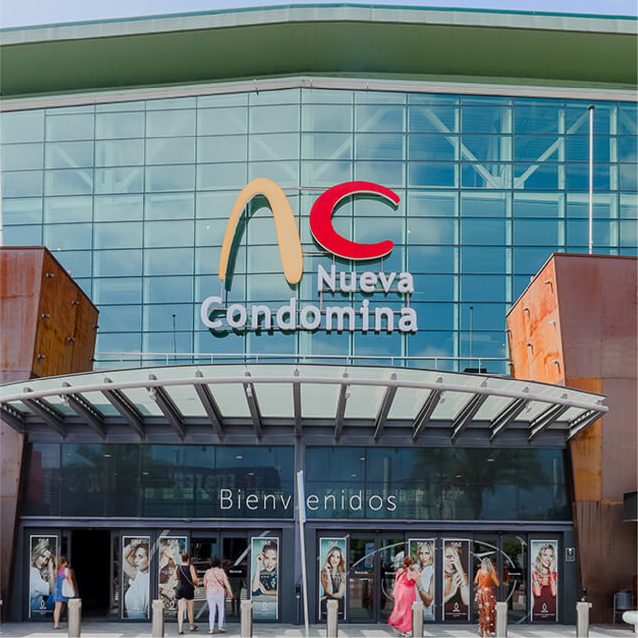 Vista del centro comercial Nueva Condomina en Murcia – Arker