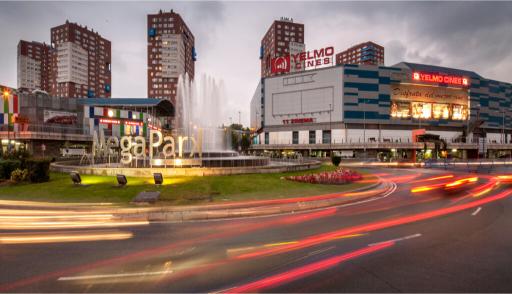 Vista 1 del parque comercial Megapark Barakaldo en Barakaldo, Bizkaia – Arker