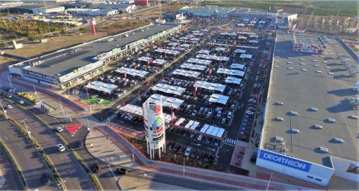 Vista 2 del parque comercial Vidanova Parc en Valencia – Arker