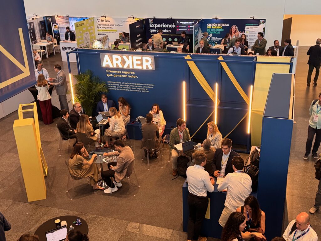 ARKER refuerza su apuesta por el futuro del retail en el XXII Congreso Español de Centros y Parques Comerciales